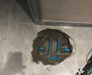 科尔沁右翼中阳台漏水维修公司分享下暖气管道漏水的原因有哪些